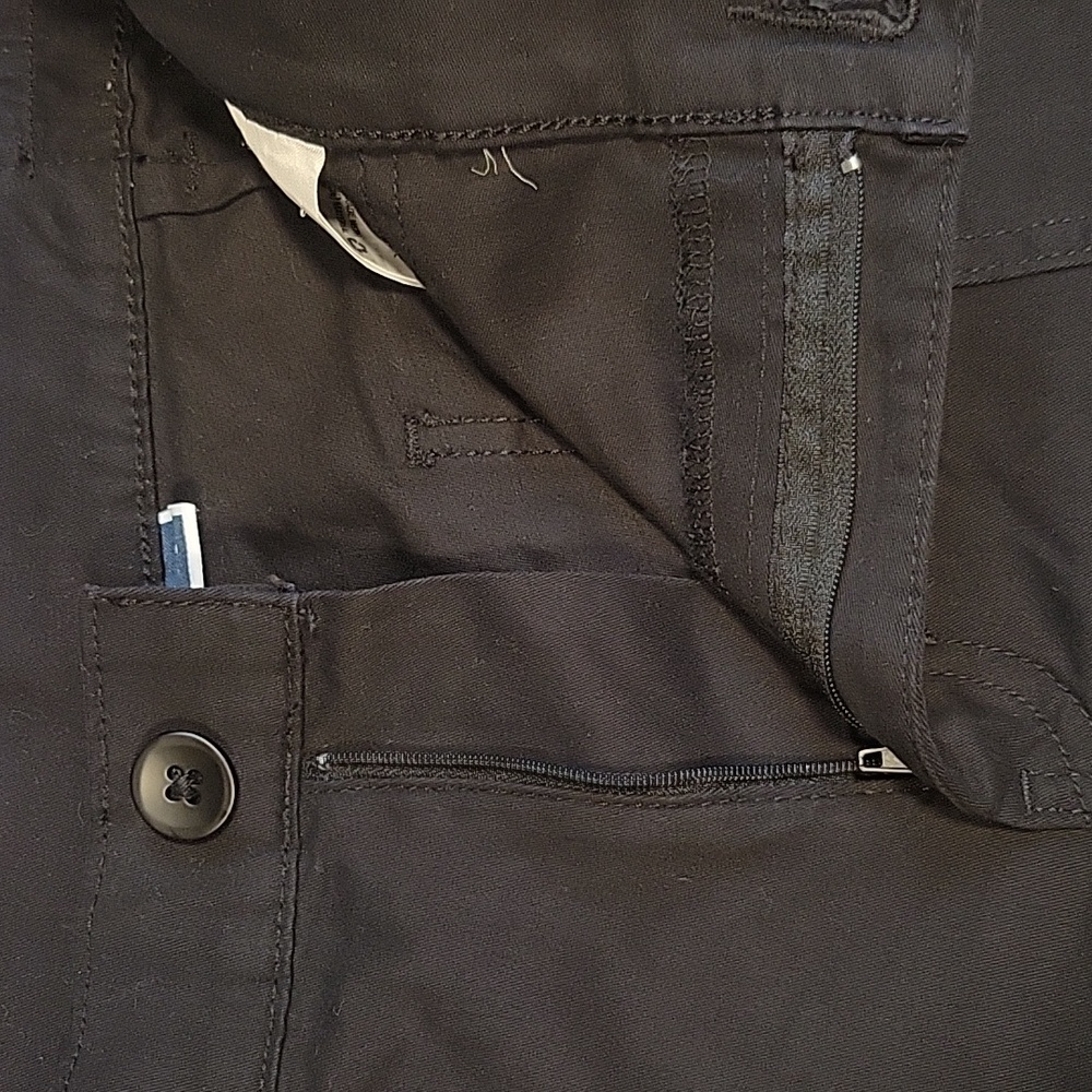 Karen Scott woven short, NWT - Picture 7 of 10